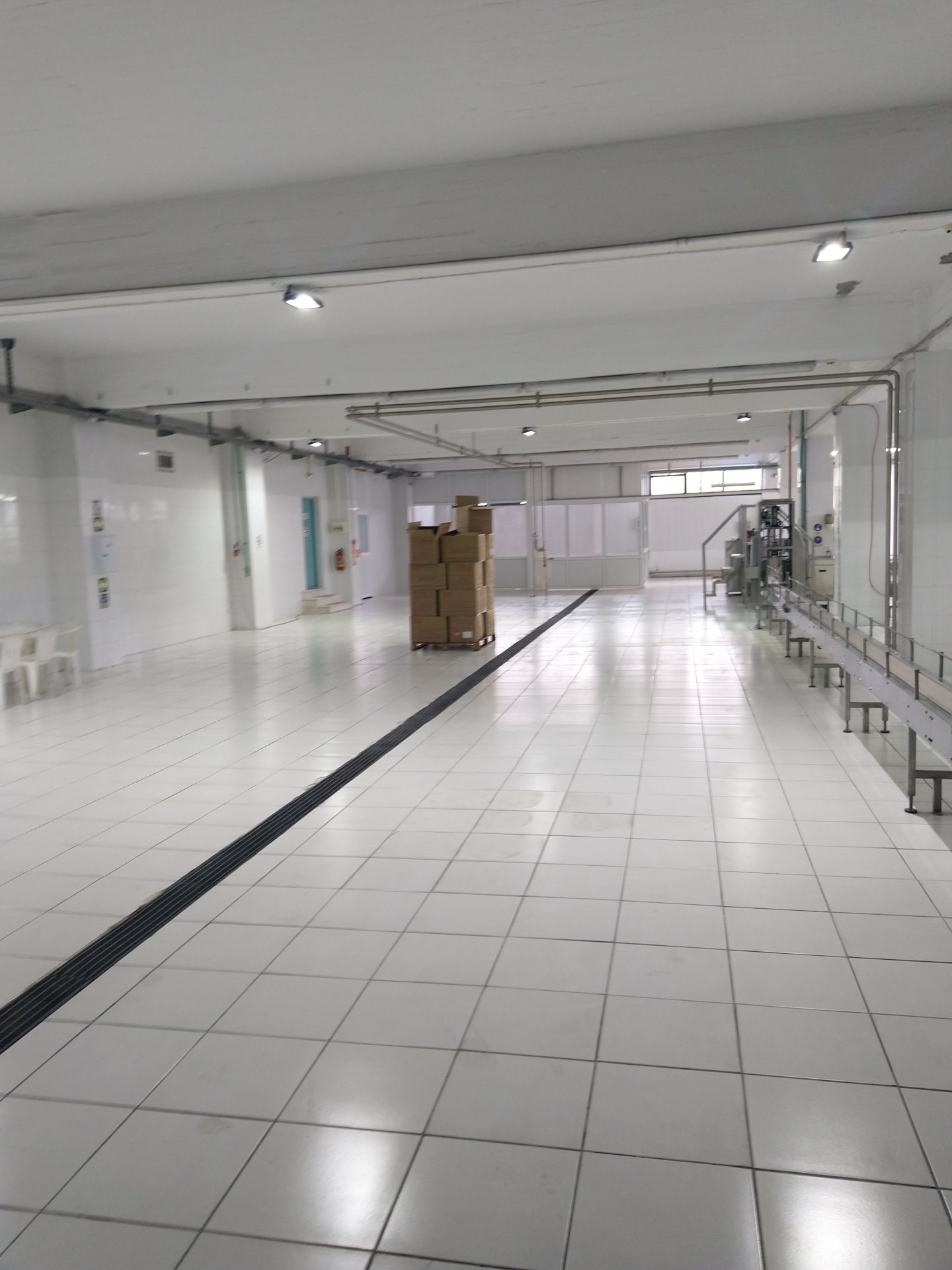 Κεντρική Μακεδονία Βιομηχανικό Κτίριο 2.000 τ.μ. Εμφιάλωσης Νερού Κωδ. 898 — Φωτογραφία 3
